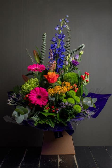 Flowerhouse at Linthorpe (Linthorpe Bouquet) – Florist in .